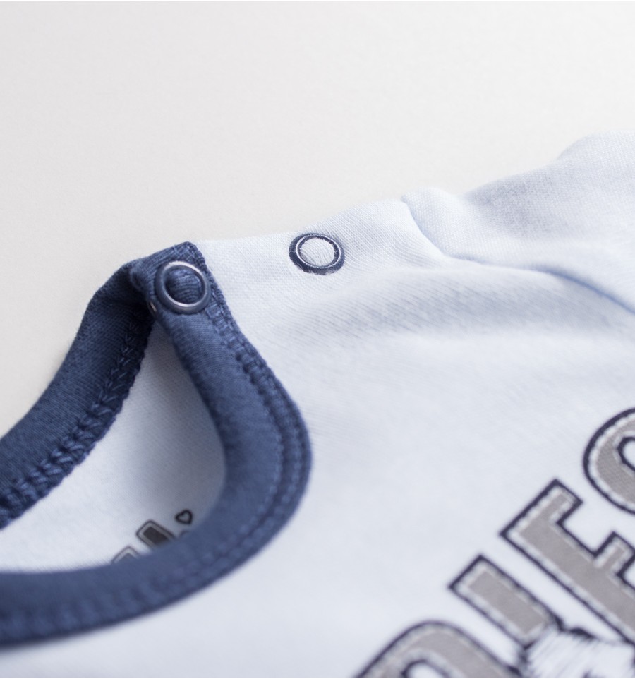 Bluzka niemowlęca jasnoniebieska MORO NINI z bawełny organicznej dla chłopca